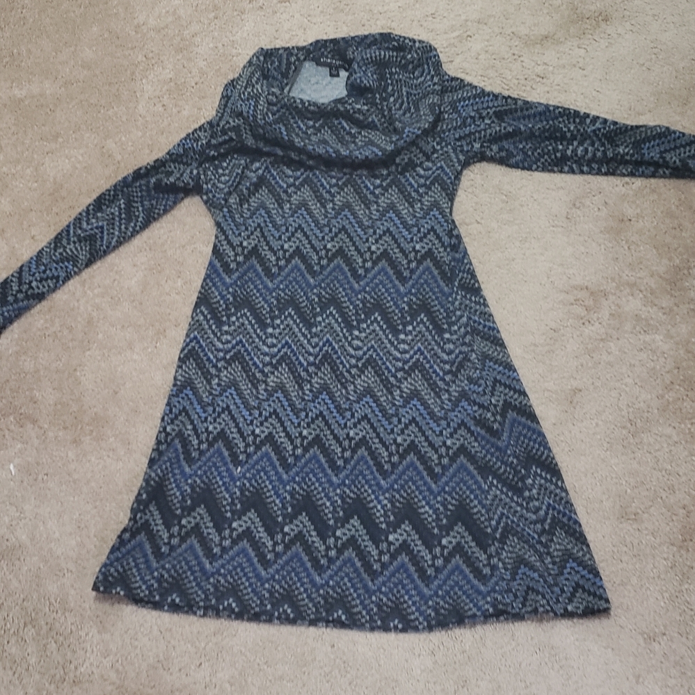 Multicolored Chevron Unity Scarf Neckline - image 1